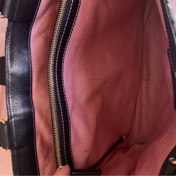 Dooney & Bourke Quilt Signature Leather Trimmed Large Logo Lock Tote Gray Tote - Picture 5 of 5